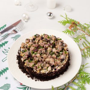 Тартар из сельди на шубе